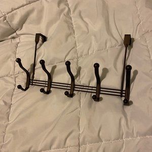 Door clothes hanger